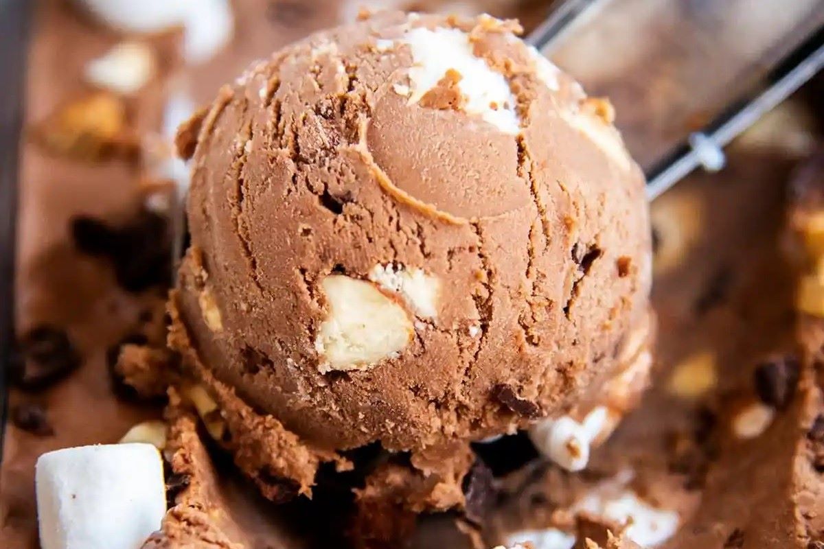 15-rocky-road-ice-cream-nutrition-facts
