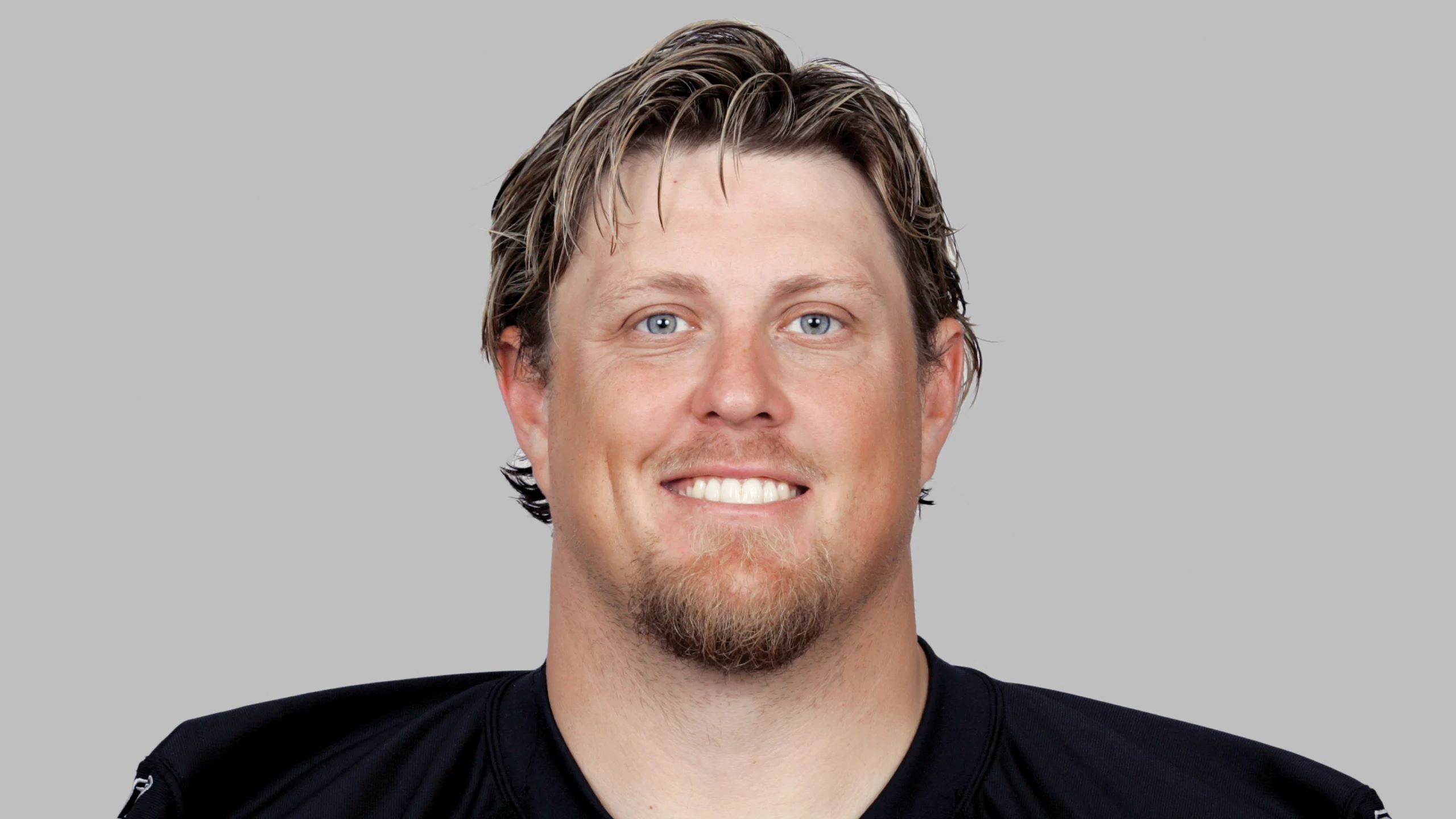 17 Enigmatic Facts About Barry Sims - Facts.net