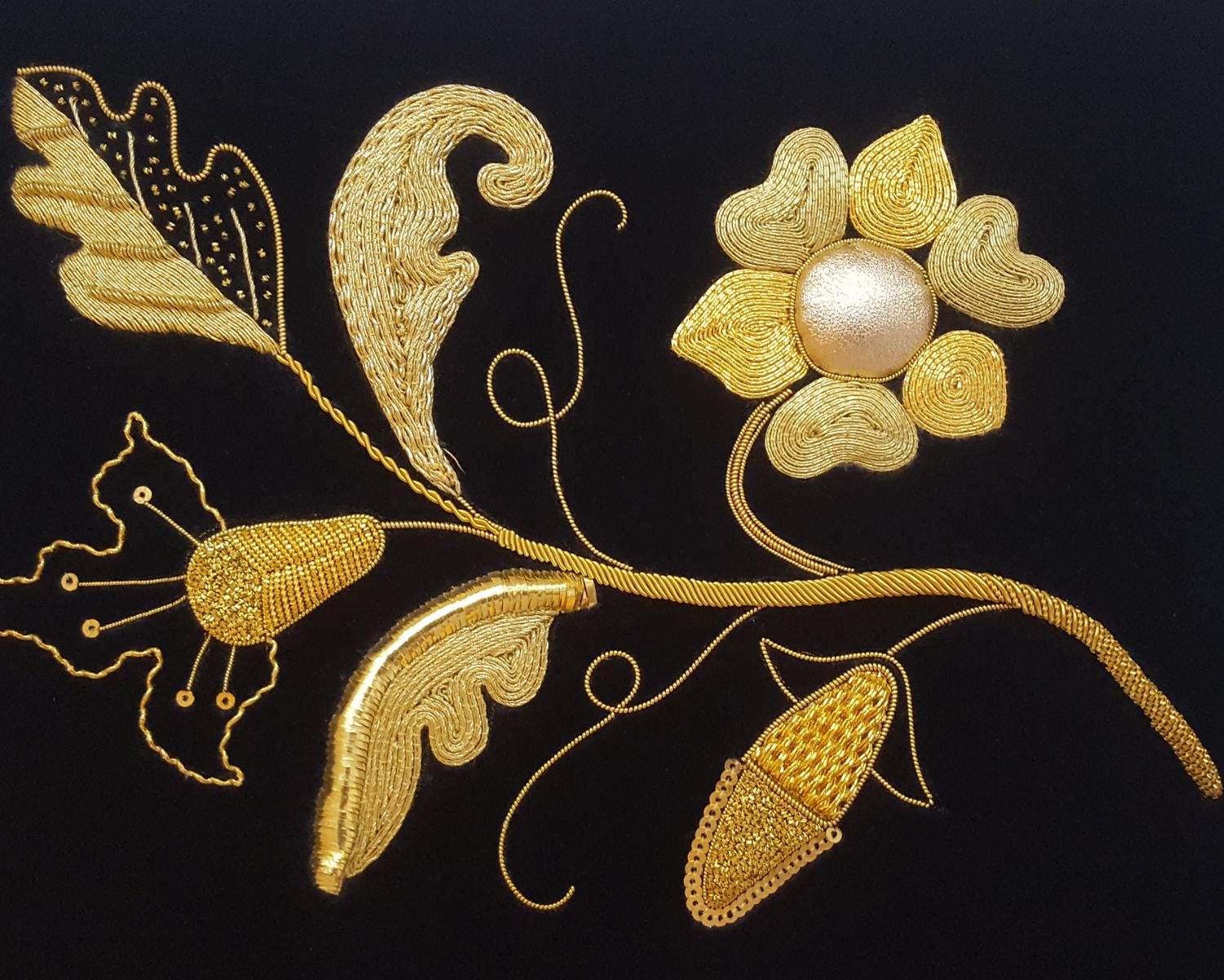 19-astounding-facts-about-goldwork-embroidery