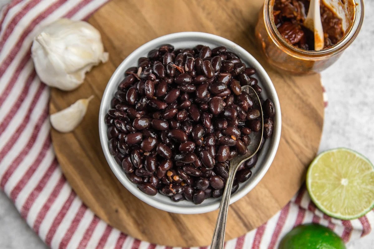19-chipotle-black-beans-nutrition-facts