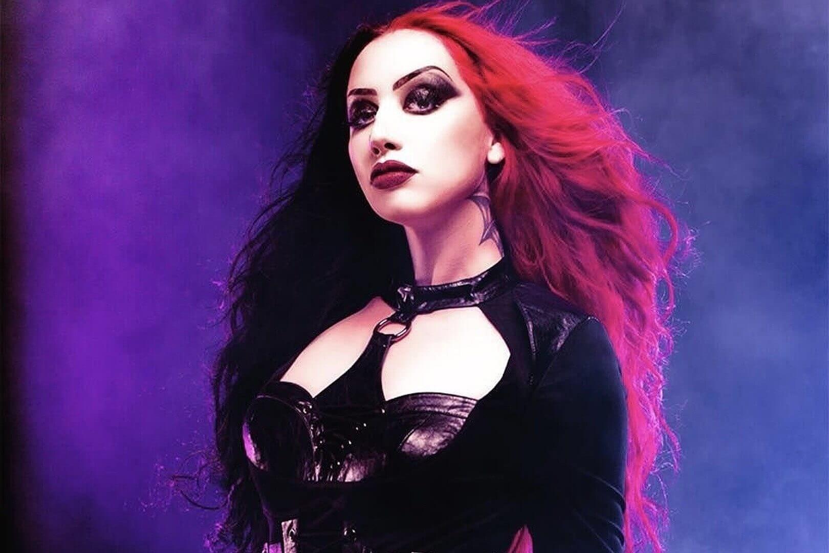 19-surprising-facts-about-ash-costello