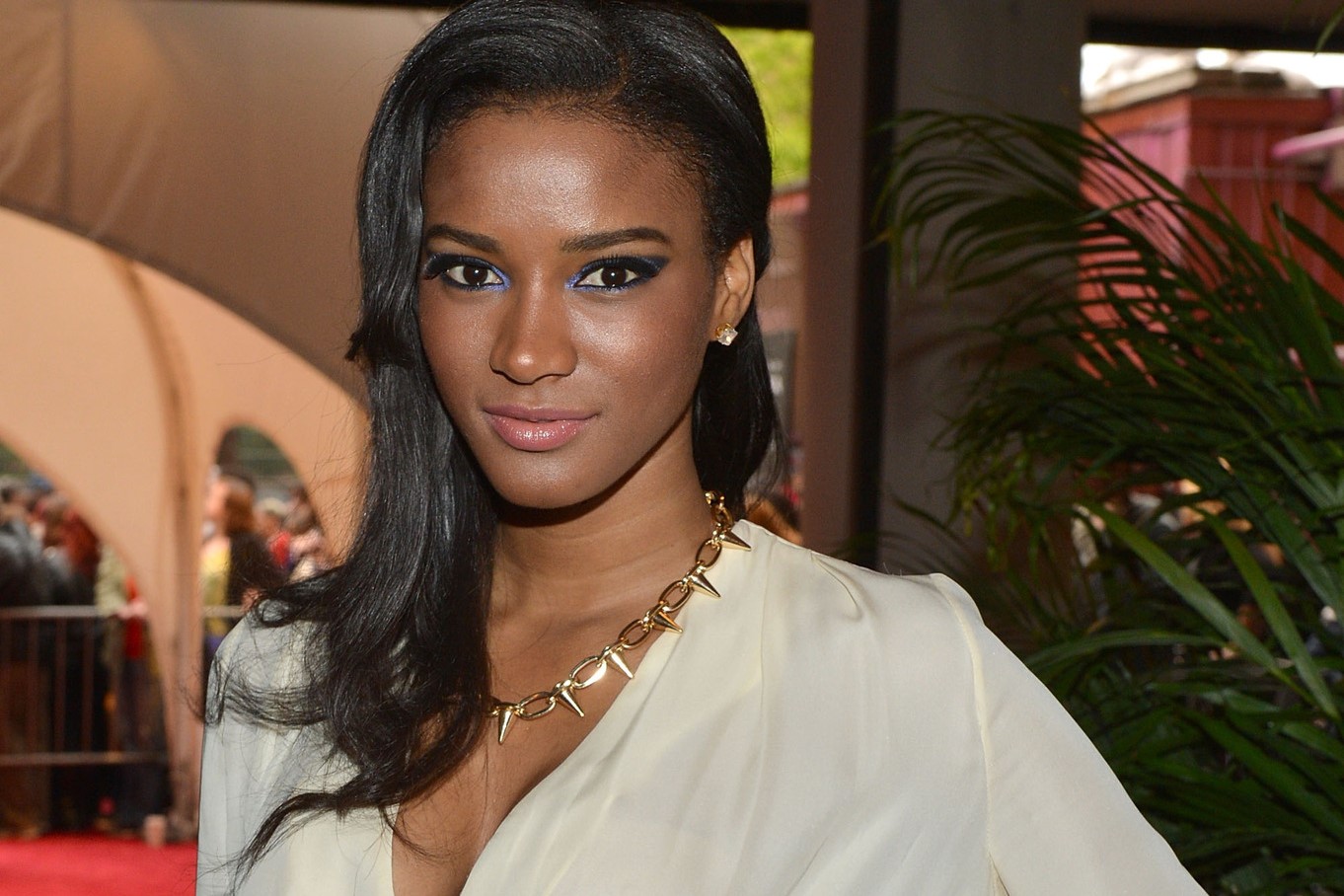 20-astounding-facts-about-leila-lopes