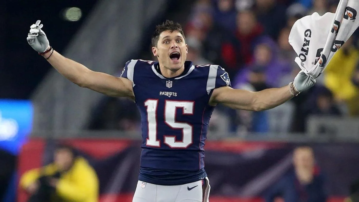 22-mind-blowing-facts-about-chris-hogan