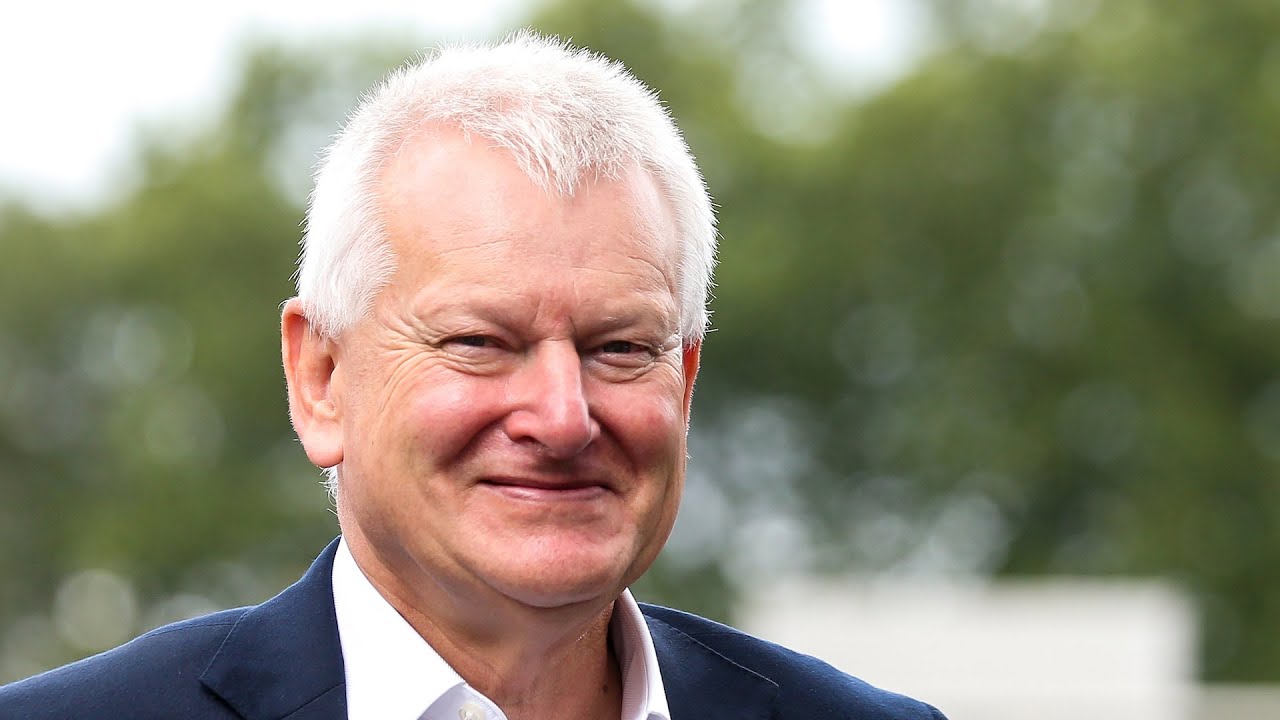 23 Unbelievable Facts About Stephen Lansdown - Facts.net