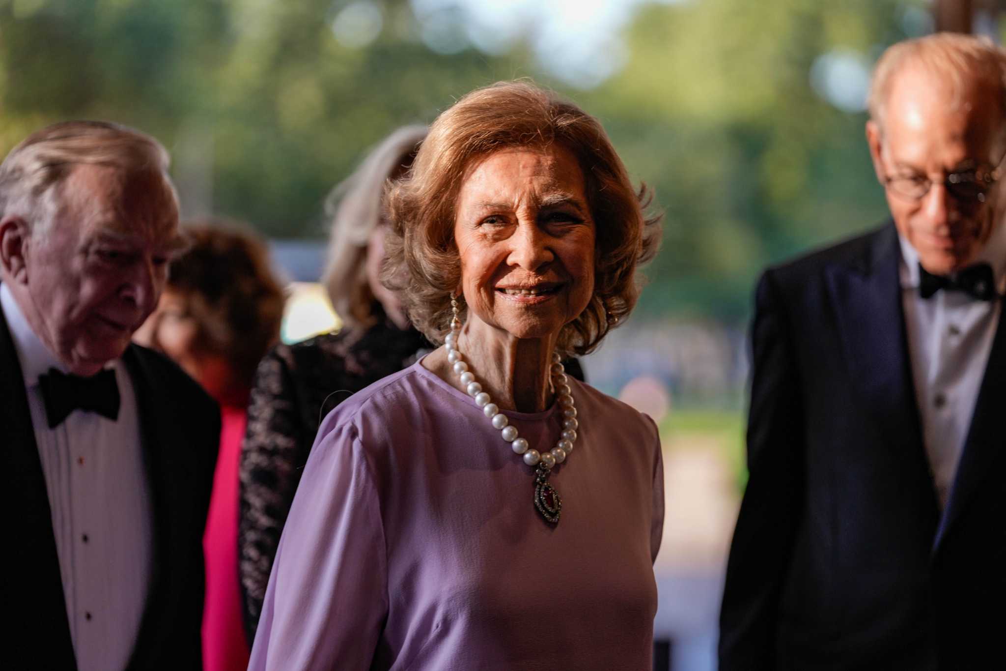24-astounding-facts-about-queen-sofia-of-spain