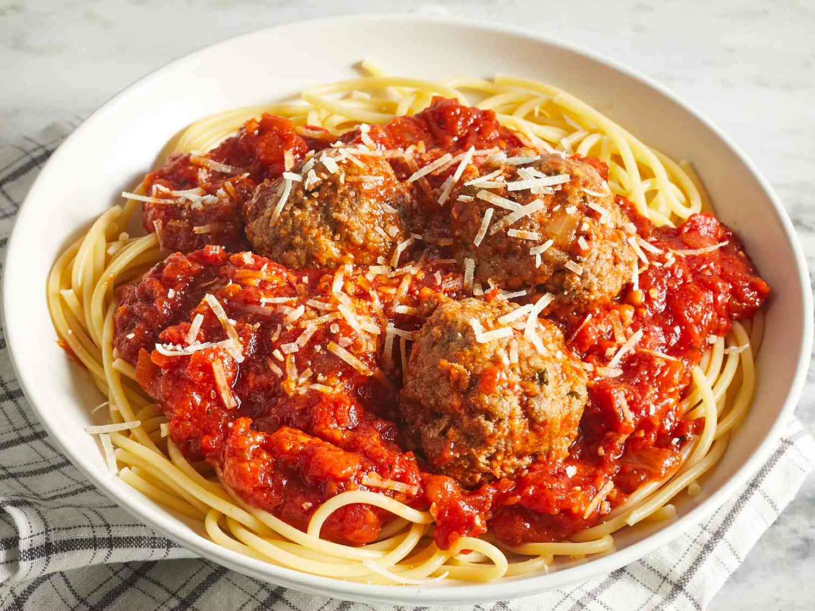 10-spaghetti-and-meatballs-nutrition-facts