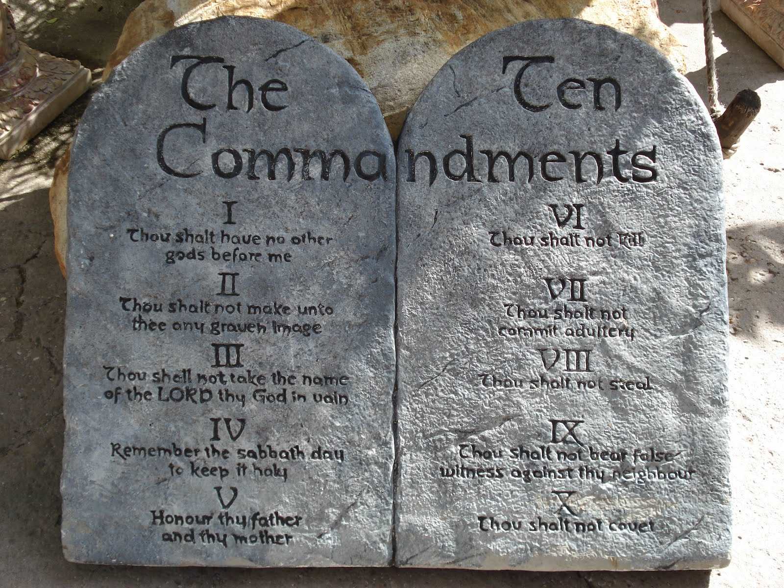 10-ten-commandments-facts