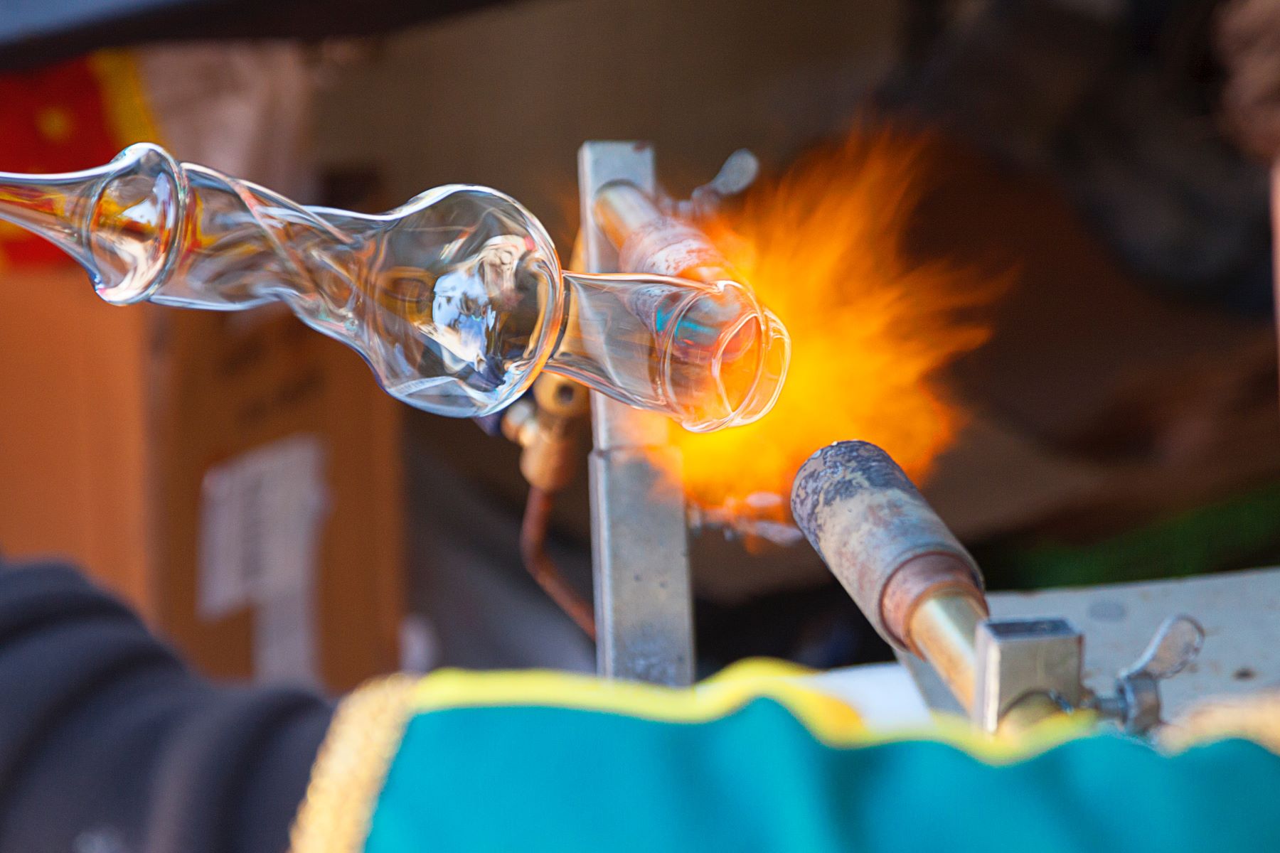 19-glass-blowing-facts