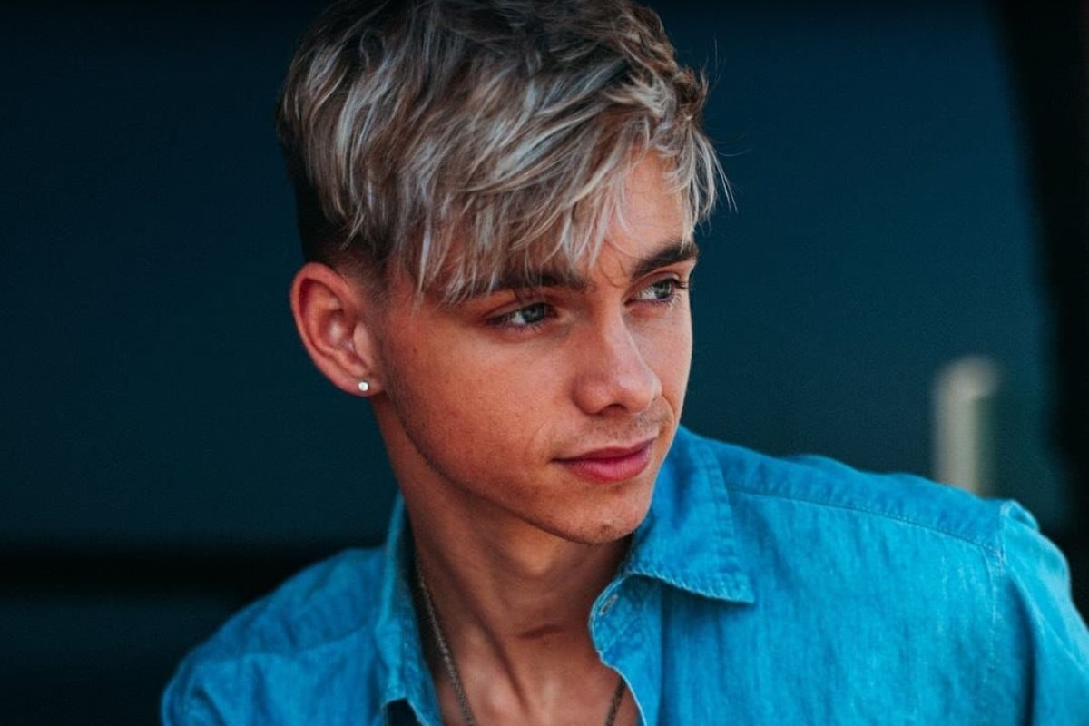 19-unbelievable-facts-about-corbyn-besson