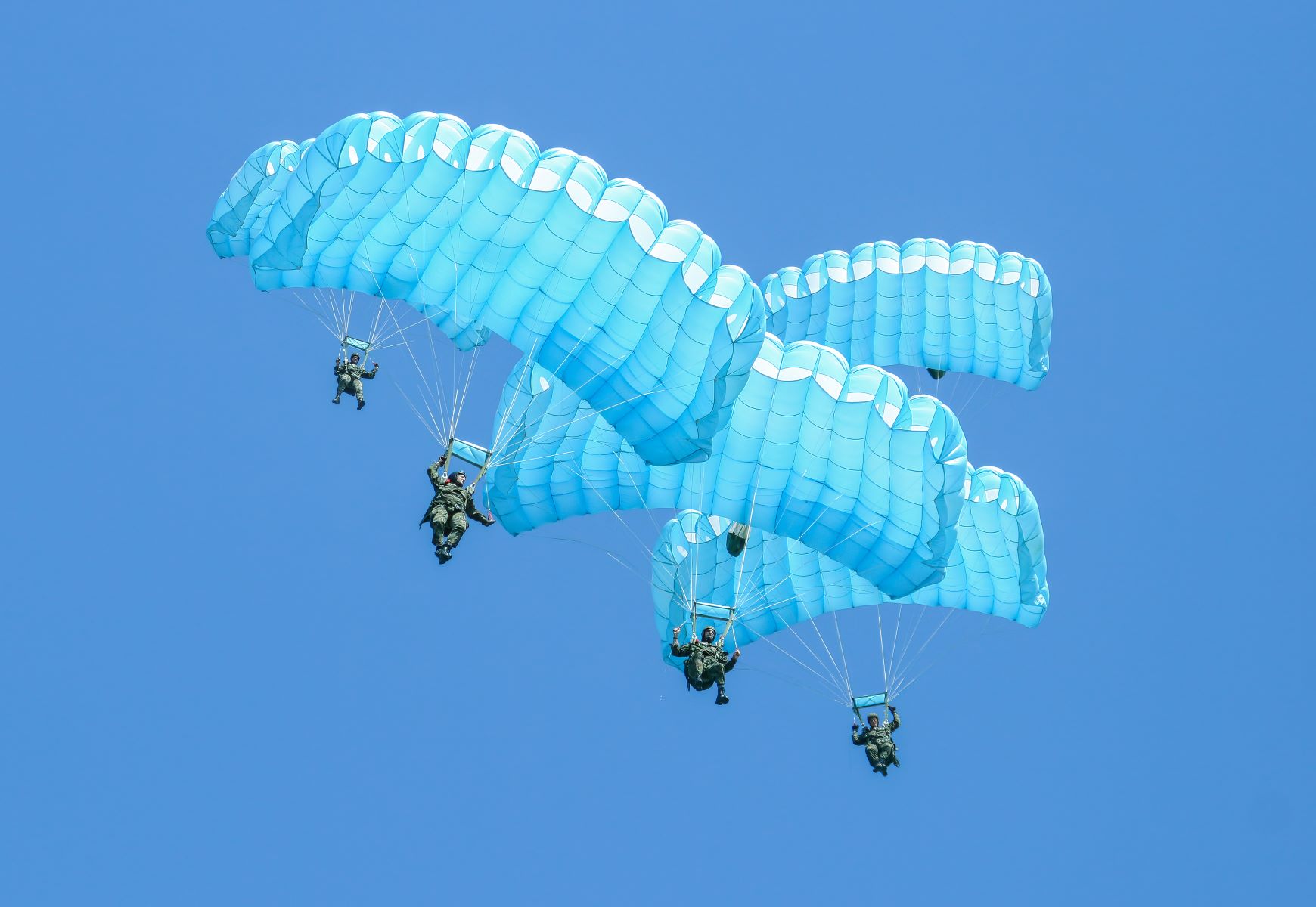 20-facts-about-parachutes