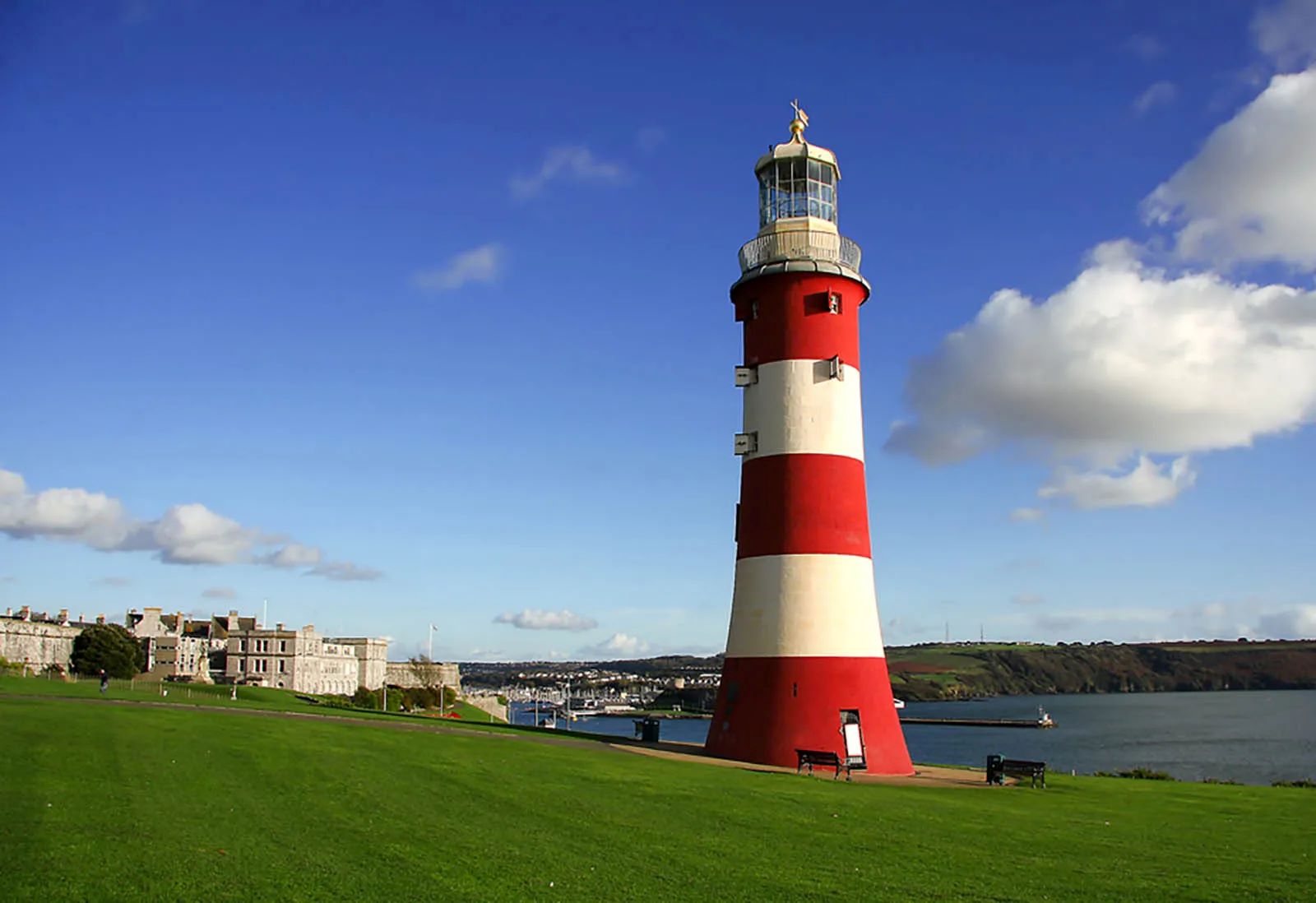 20-lighthouse-fun-facts