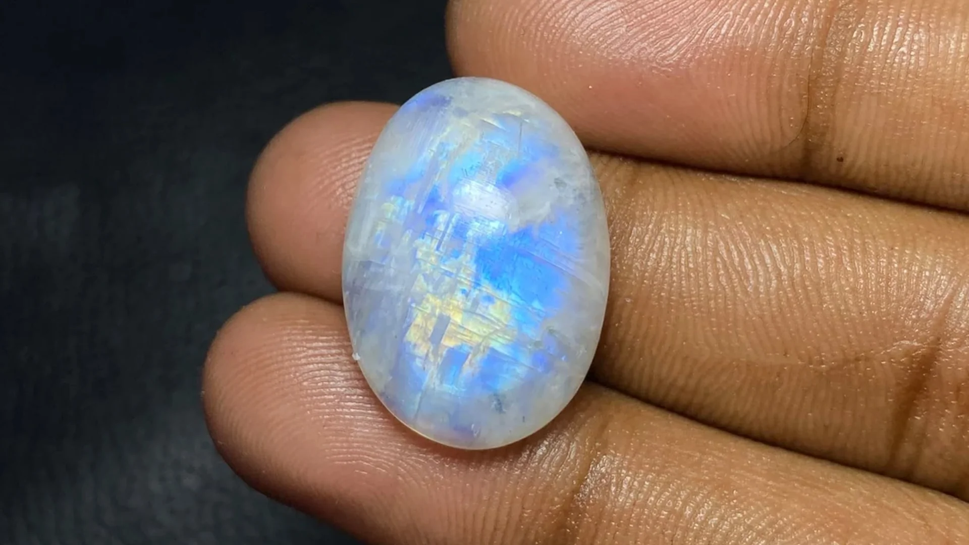11-facts-about-moonstone