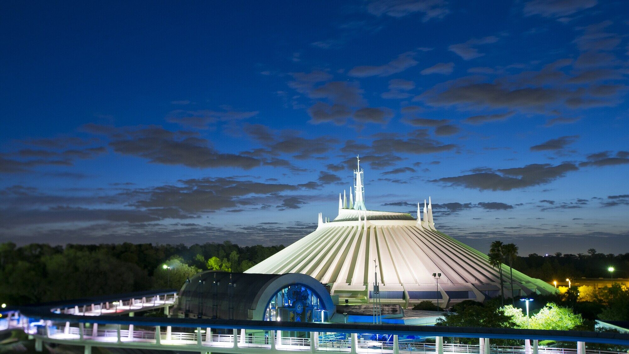 11-space-mountain-facts