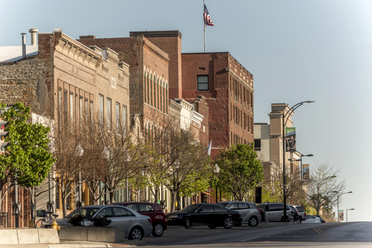 14-facts-about-prominent-industries-and-economic-development-in-lawrence-kansas