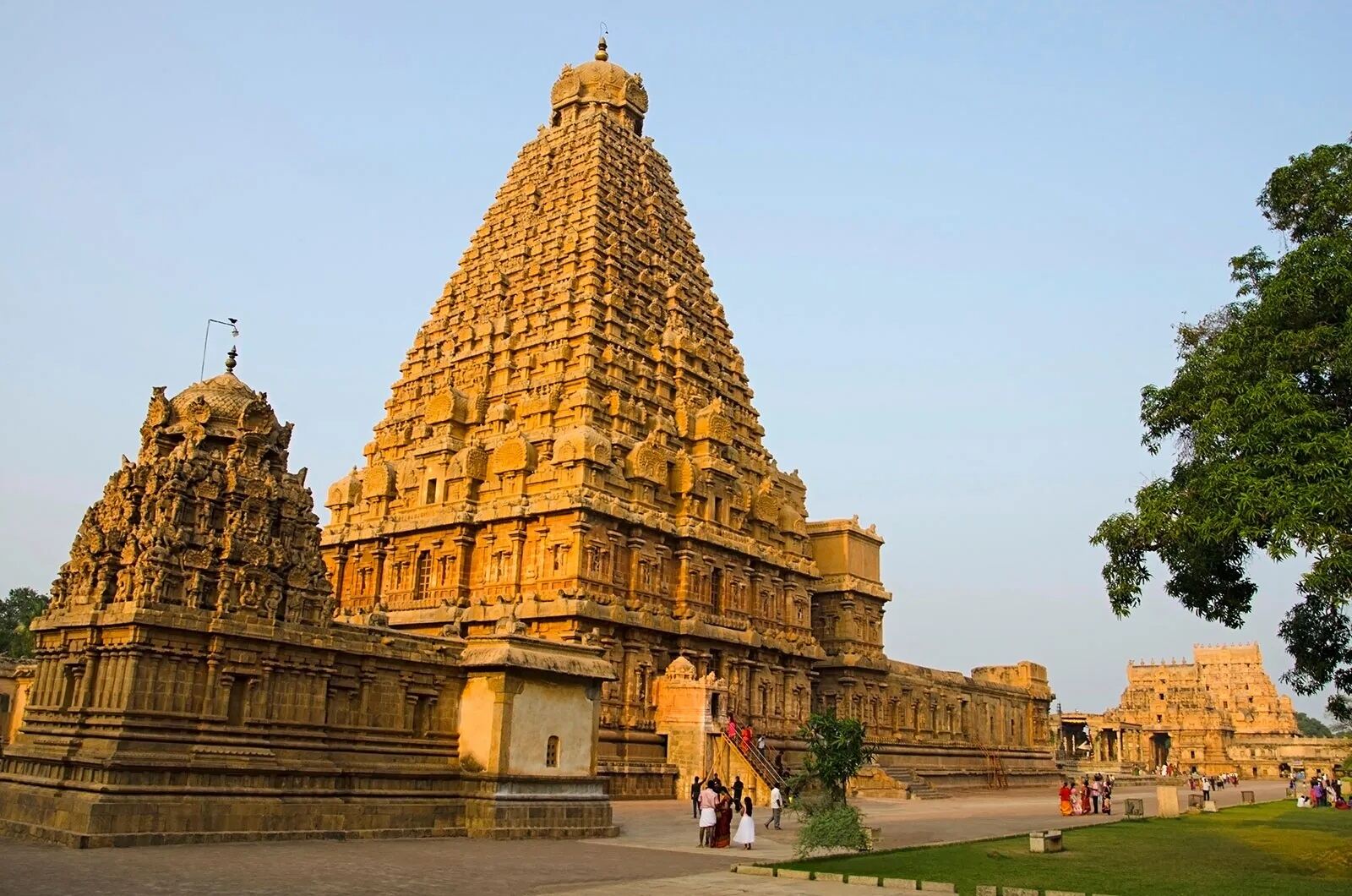 15-brihadeshwara-temple-facts