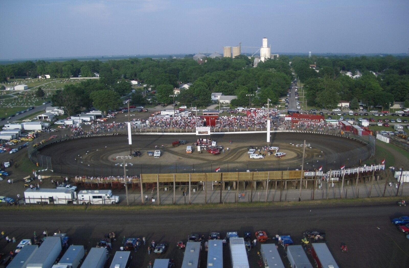 18-midwest-dirt-track-facts