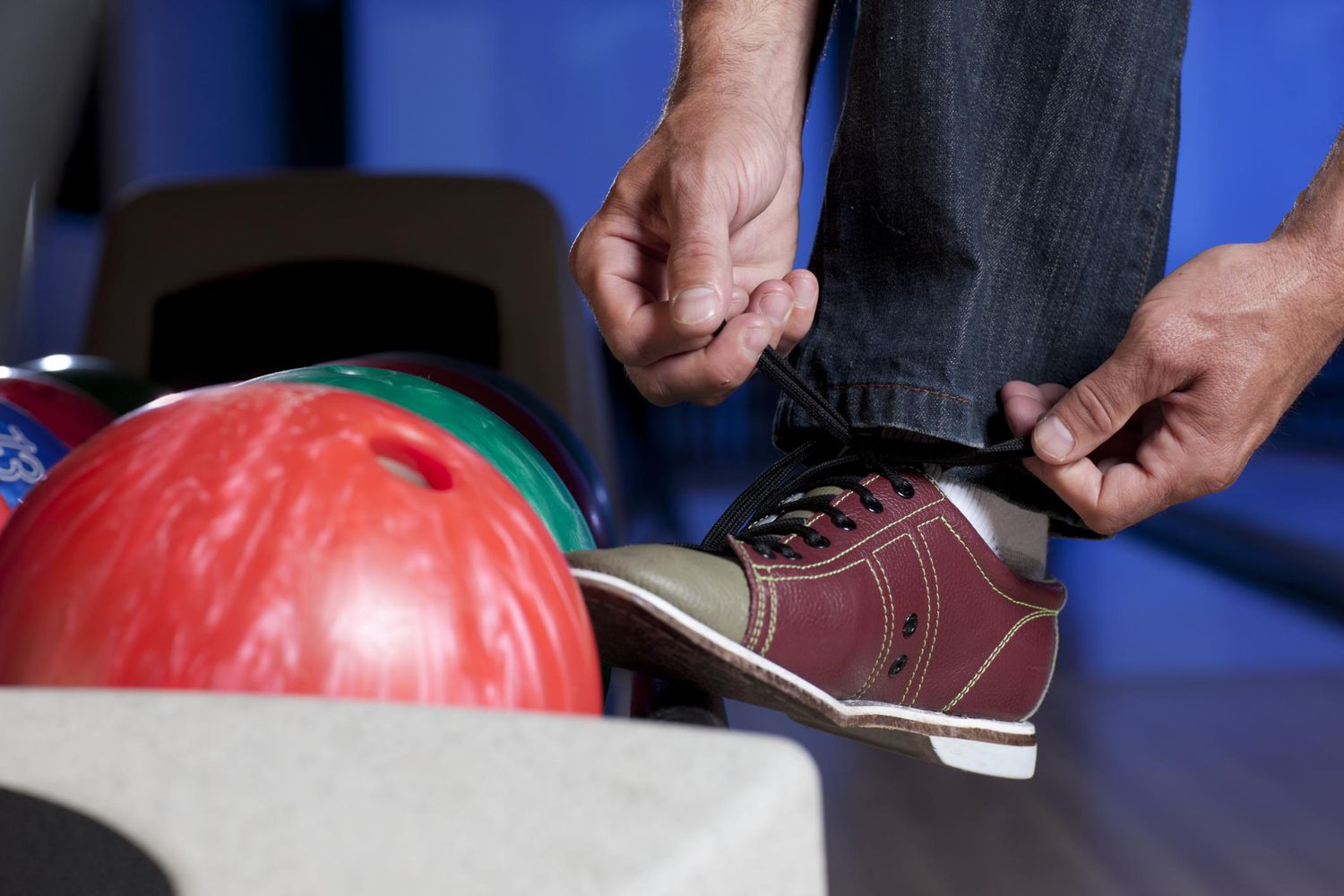 9-best-bowling-shoes