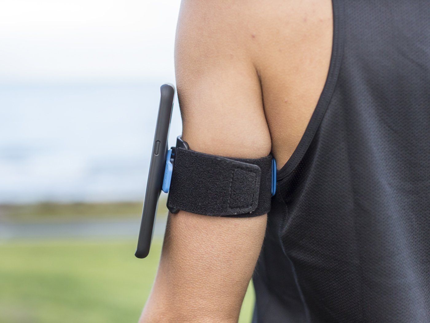 9-best-iphone-armbands-for-running