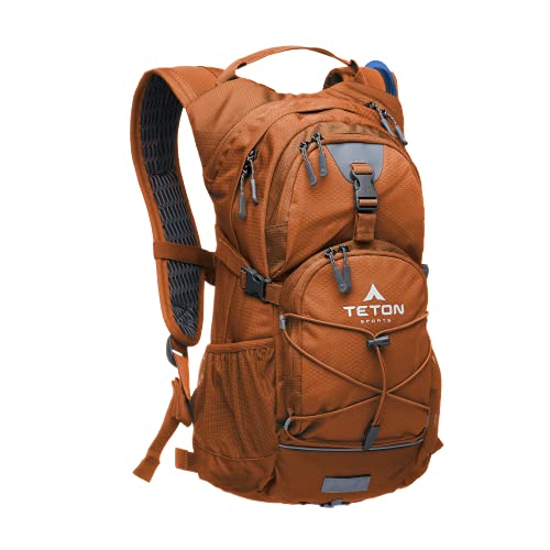 5 Best Hydration Packs For Day Hikers