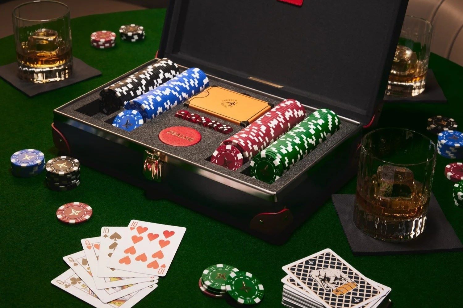 10 Best Poker Sets