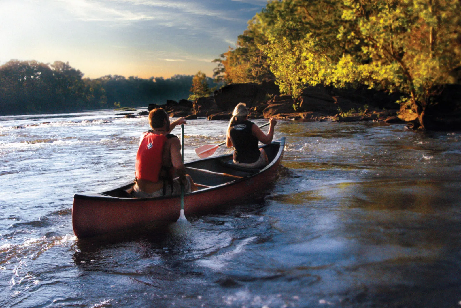 10-facts-you-must-know-about-traditional-canoeing