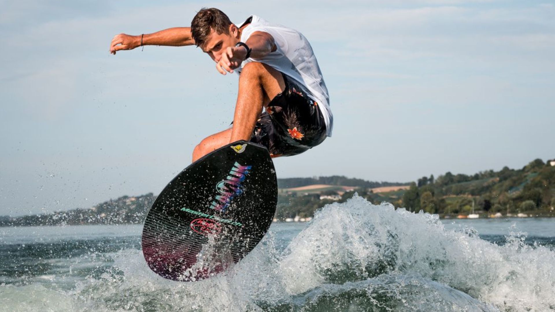 11-facts-you-must-know-about-wake-surfing-competitions