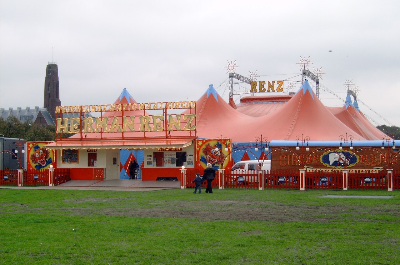 12-facts-you-must-know-about-circus-renz