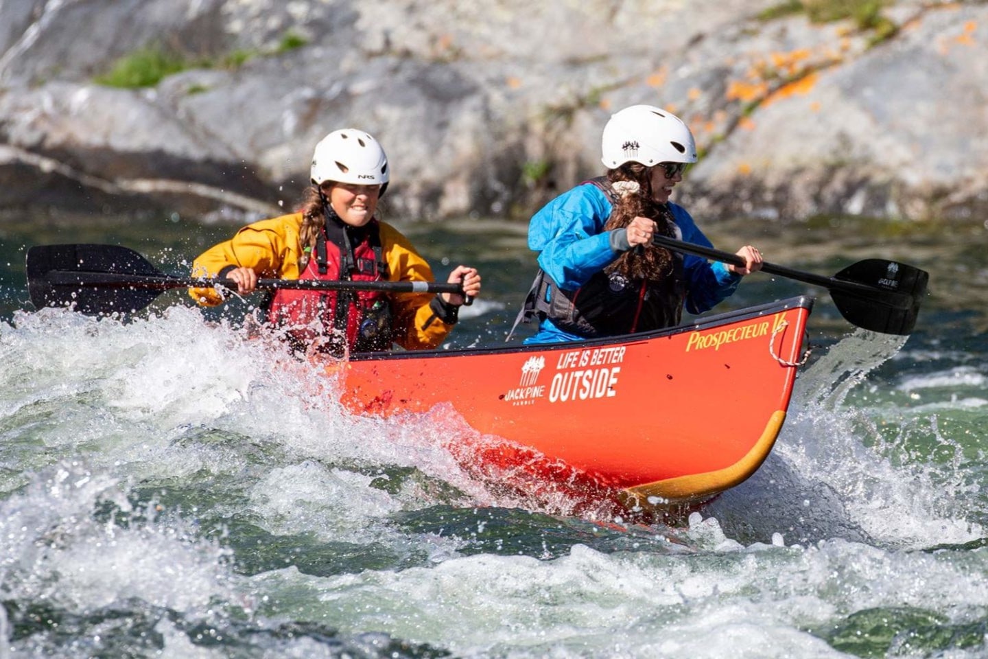 7-facts-you-must-know-about-whitewater-canoeing