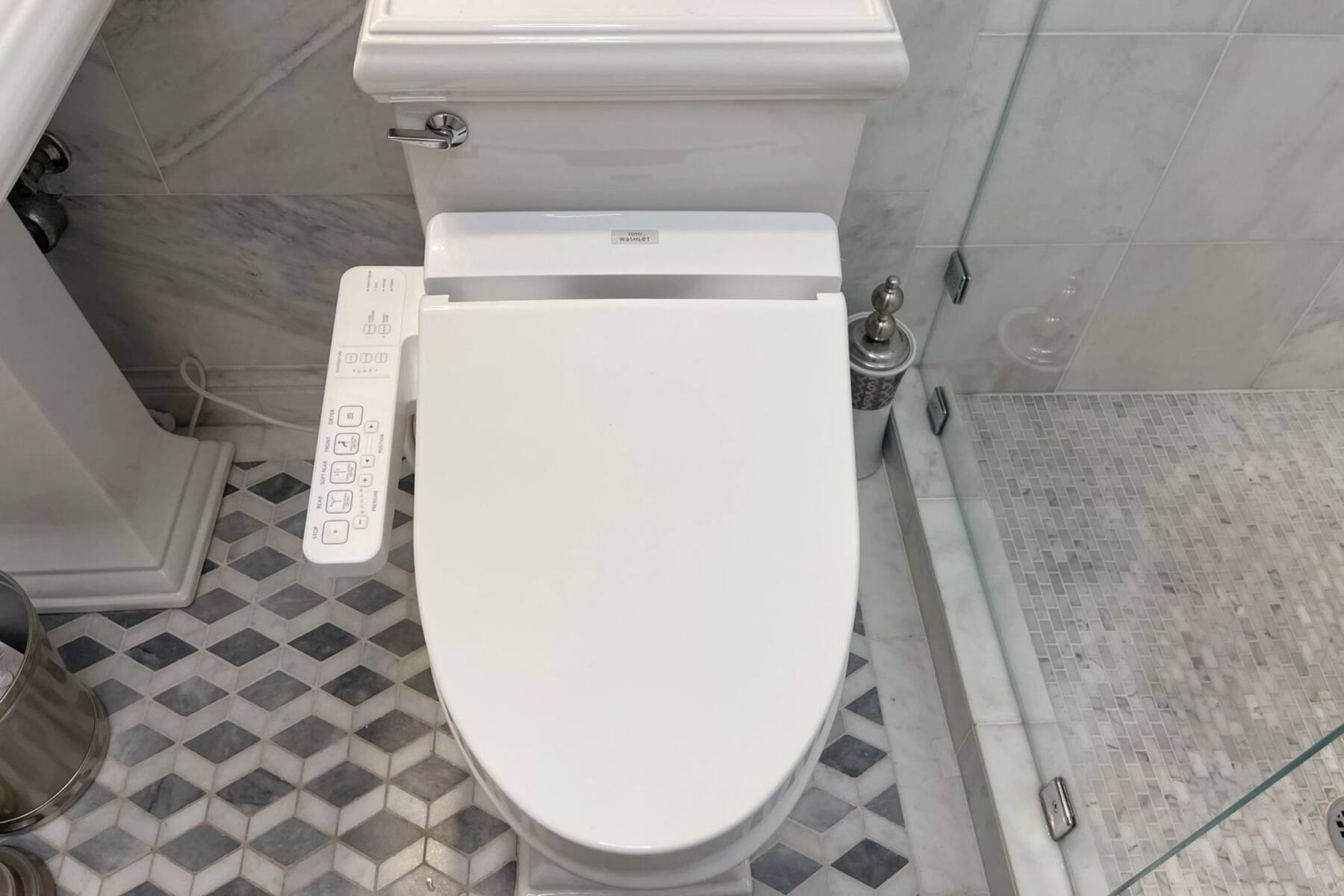 9-best-bidet-toilet-seat-washlet