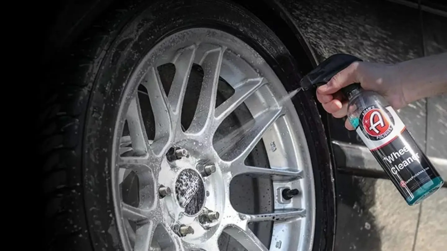9-best-wheel-and-tire-cleaners