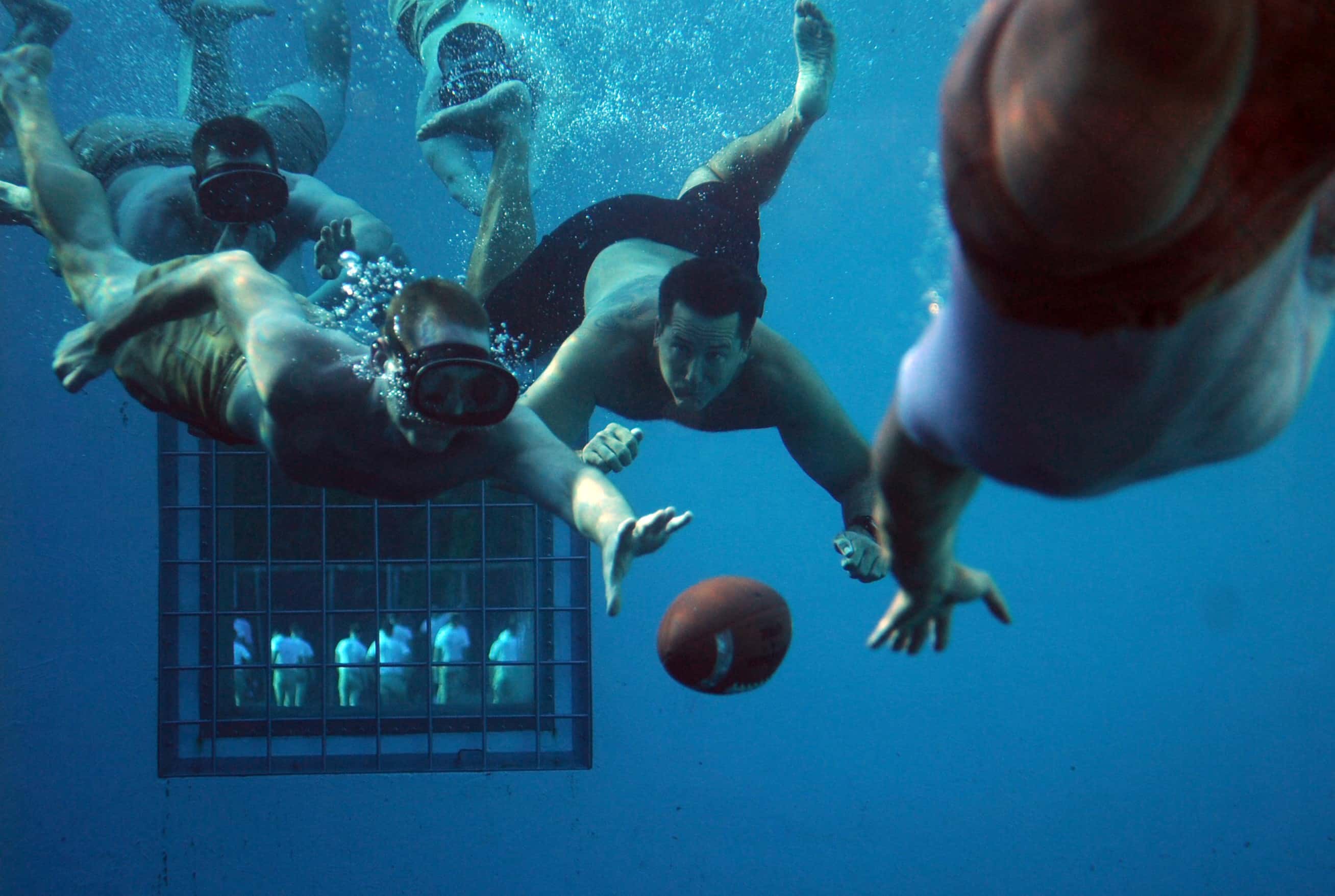 9-facts-you-must-know-about-underwater-football