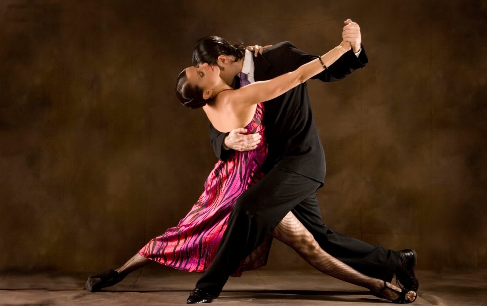 8-facts-you-must-know-about-tango-argentino