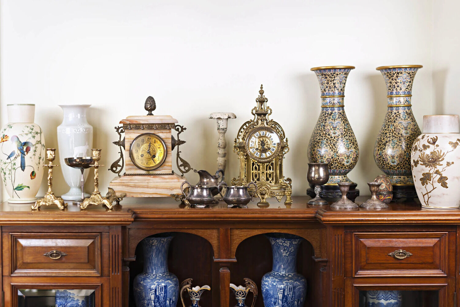 9 Facts About National Cherish An Antique Day April 9th 