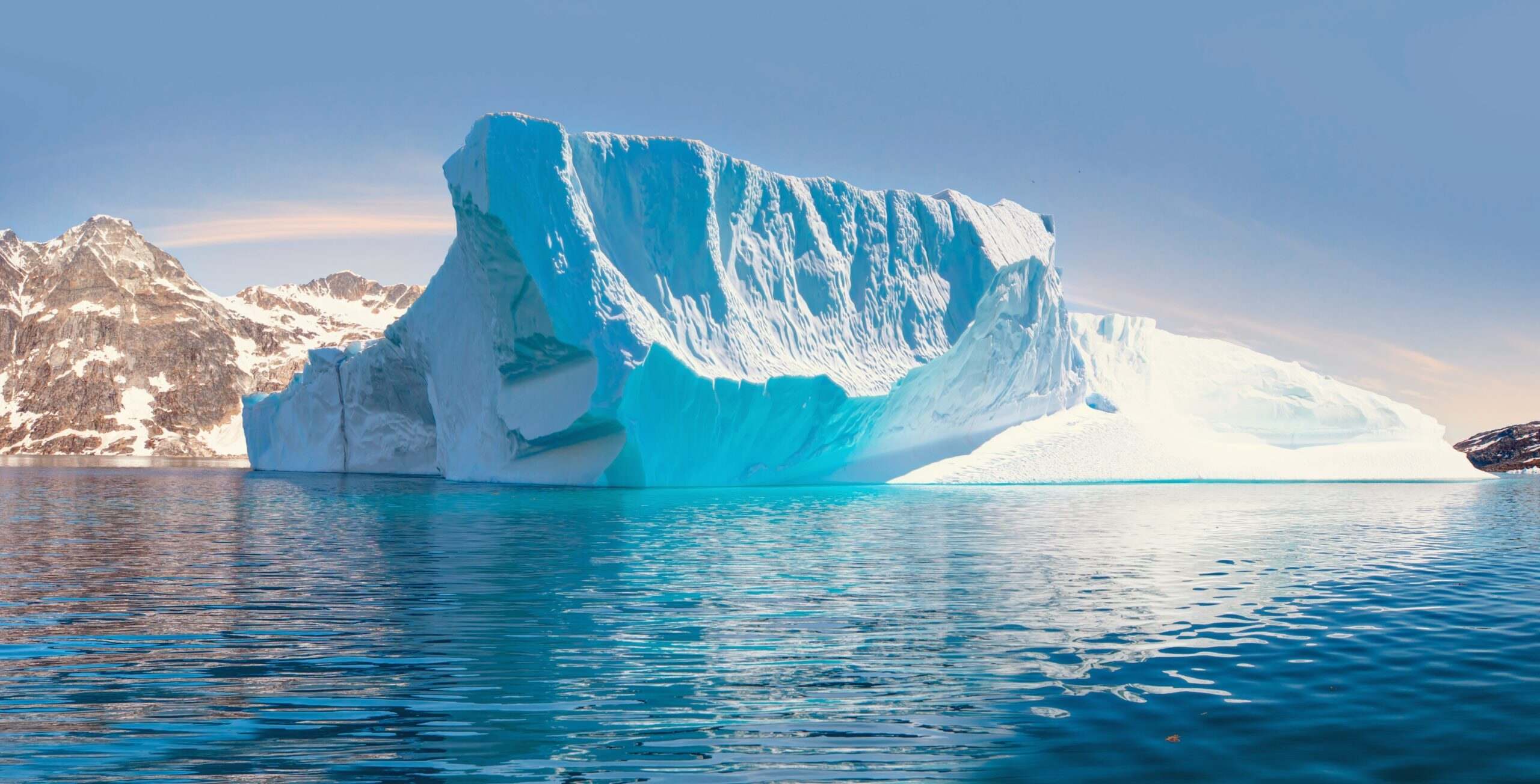21-amazing-icebergs-facts