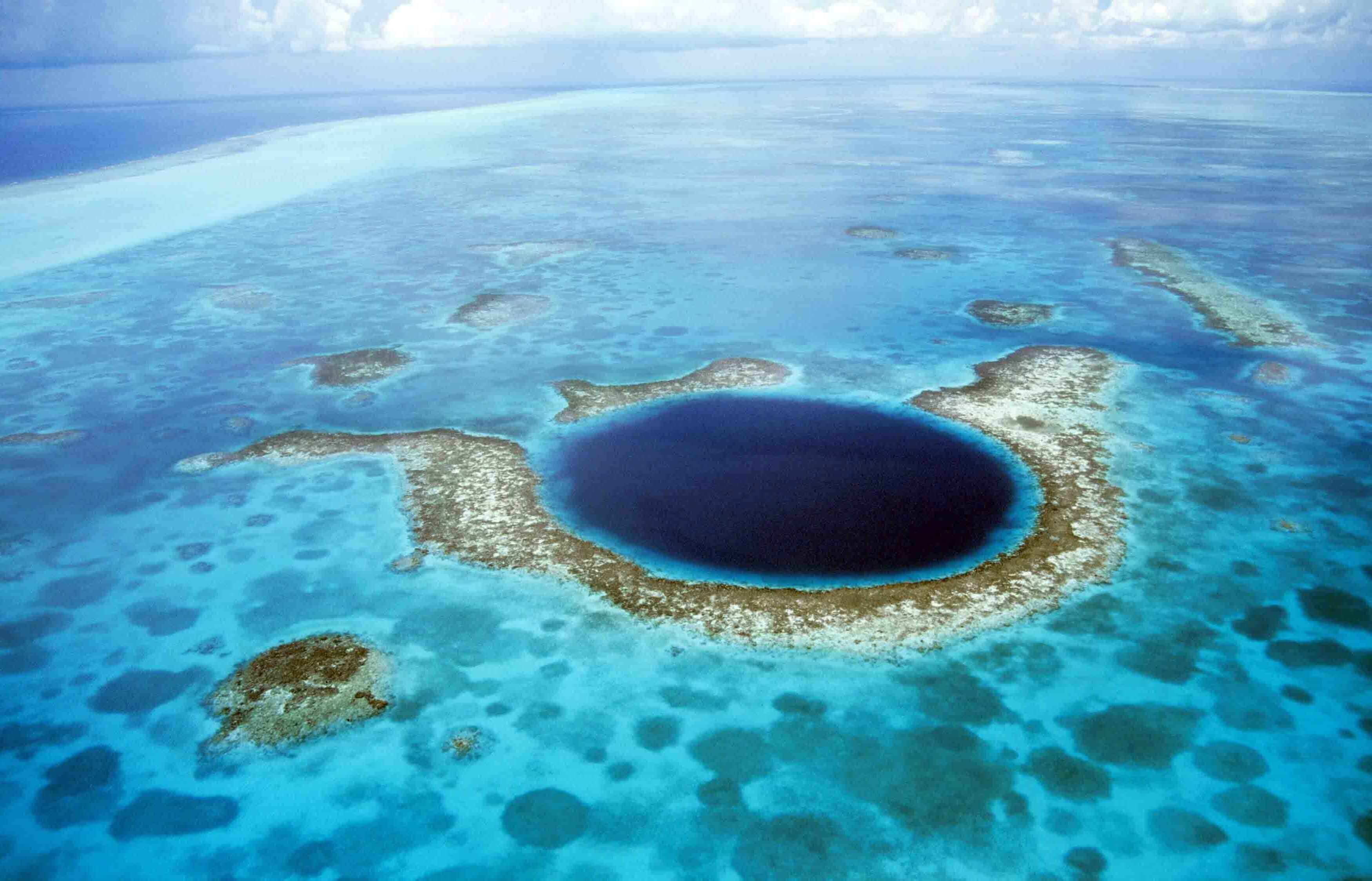 22-amazing-great-blue-hole-facts