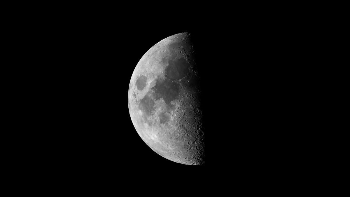 22-great-facts-about-the-first-quarter-moon