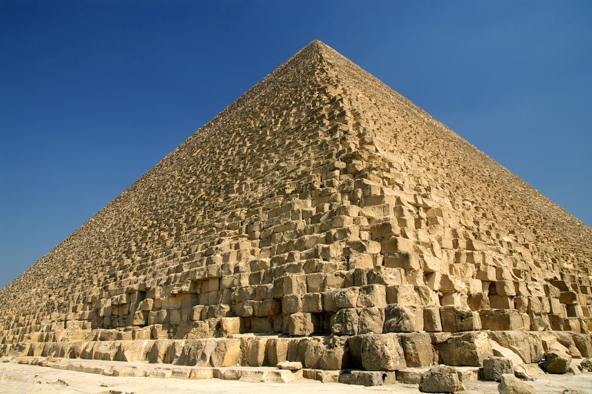 25-great-great-pyramid-mathematical-facts