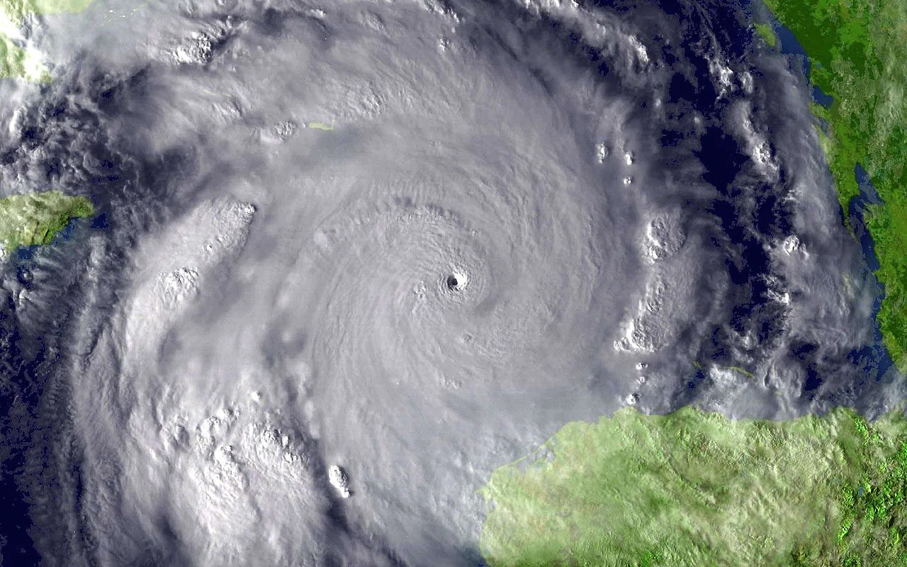 16-great-hurricane-wilma-facts