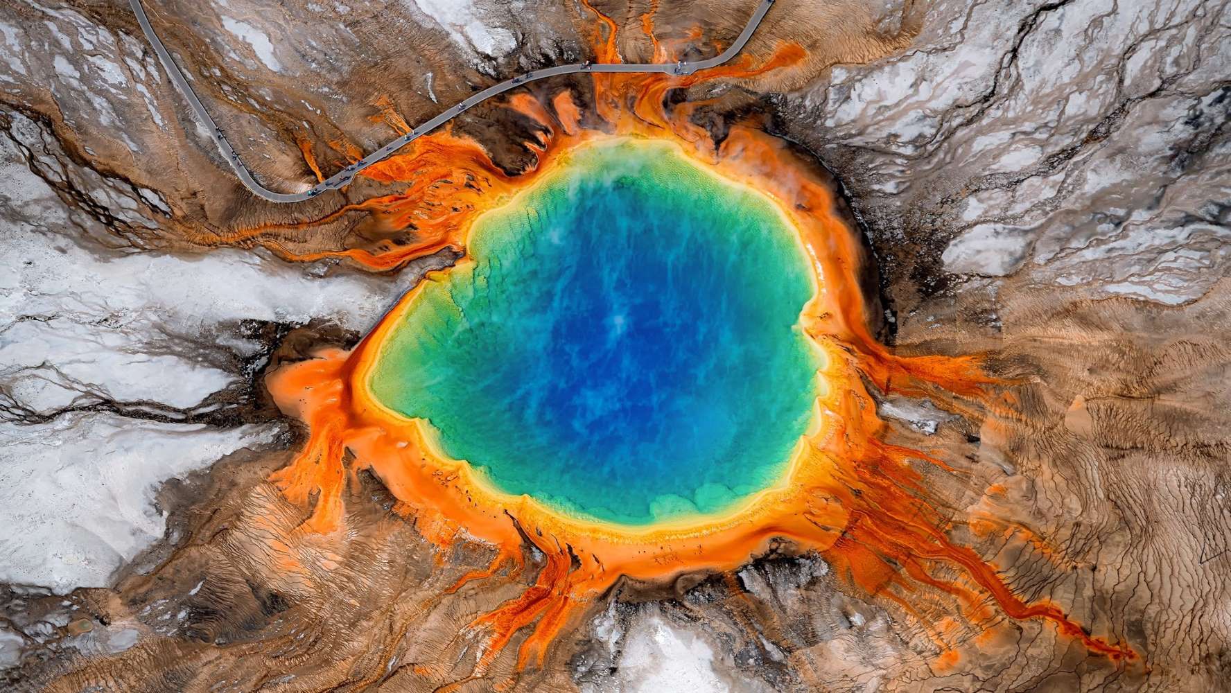 17-great-grand-prismatic-spring-facts