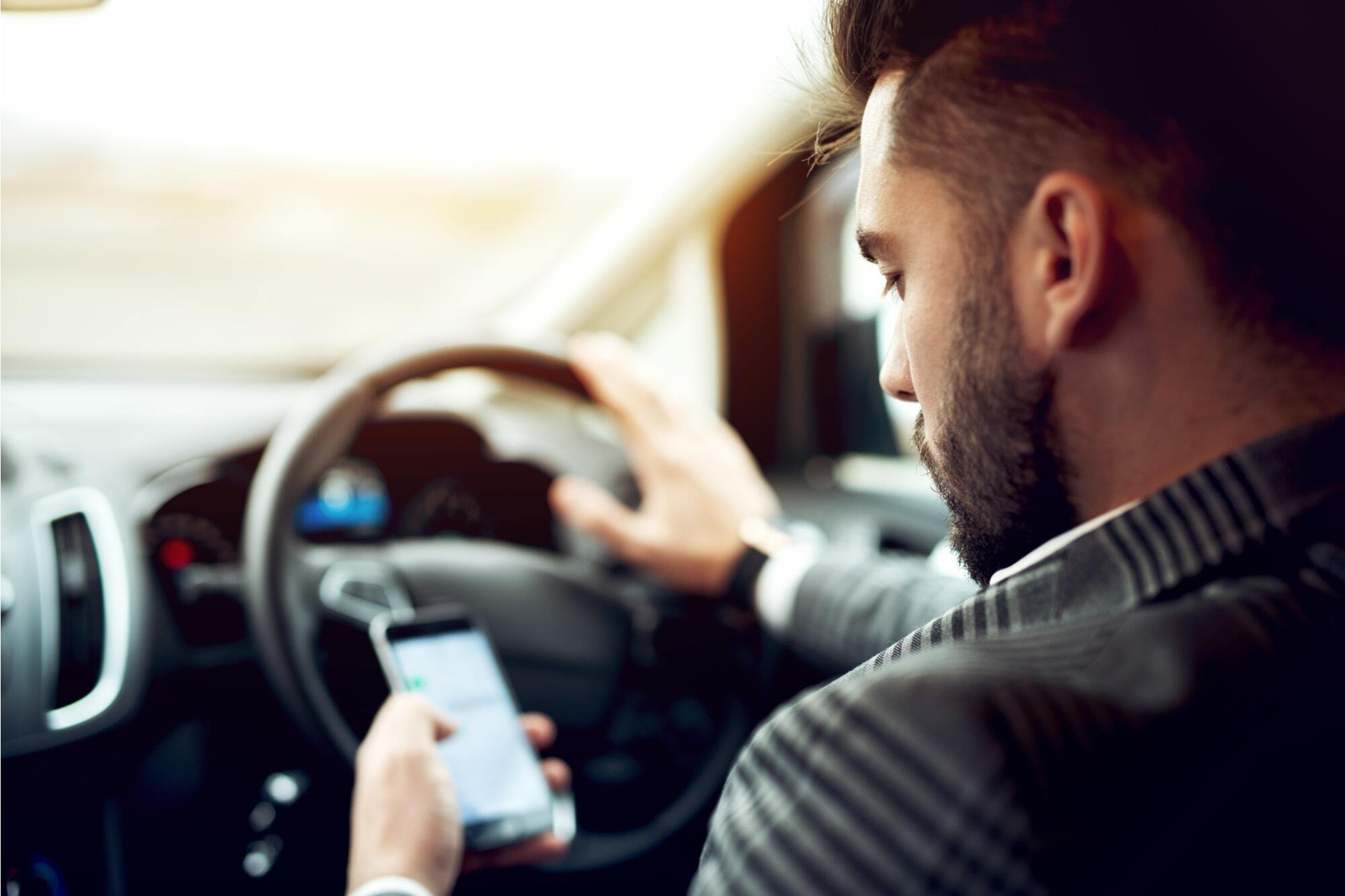 20-facts-about-facts-about-distracted-driving