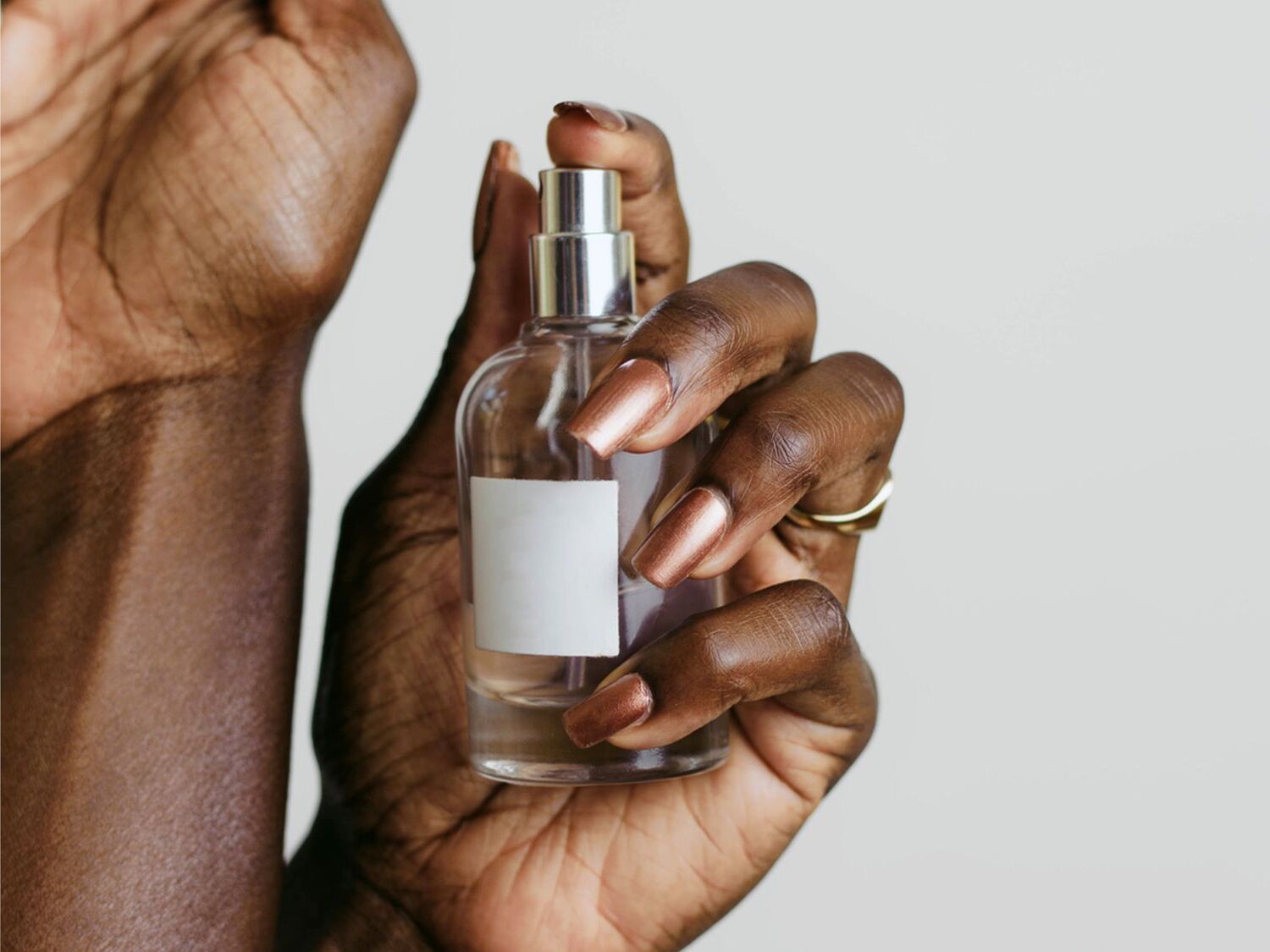 20-facts-about-perfume-layering