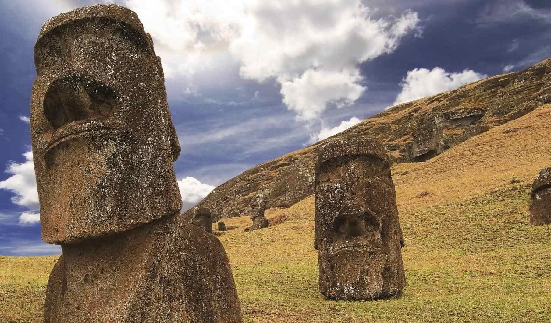 30-moai-facts