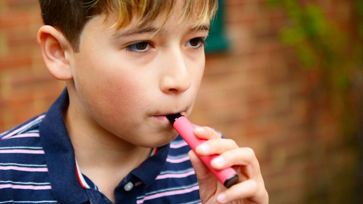 18-facts-about-children-smokers
