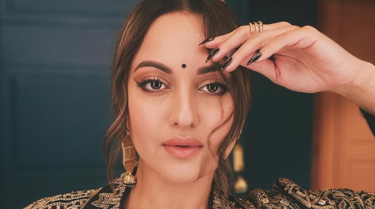 20-facts-about-sonakshi-sinha