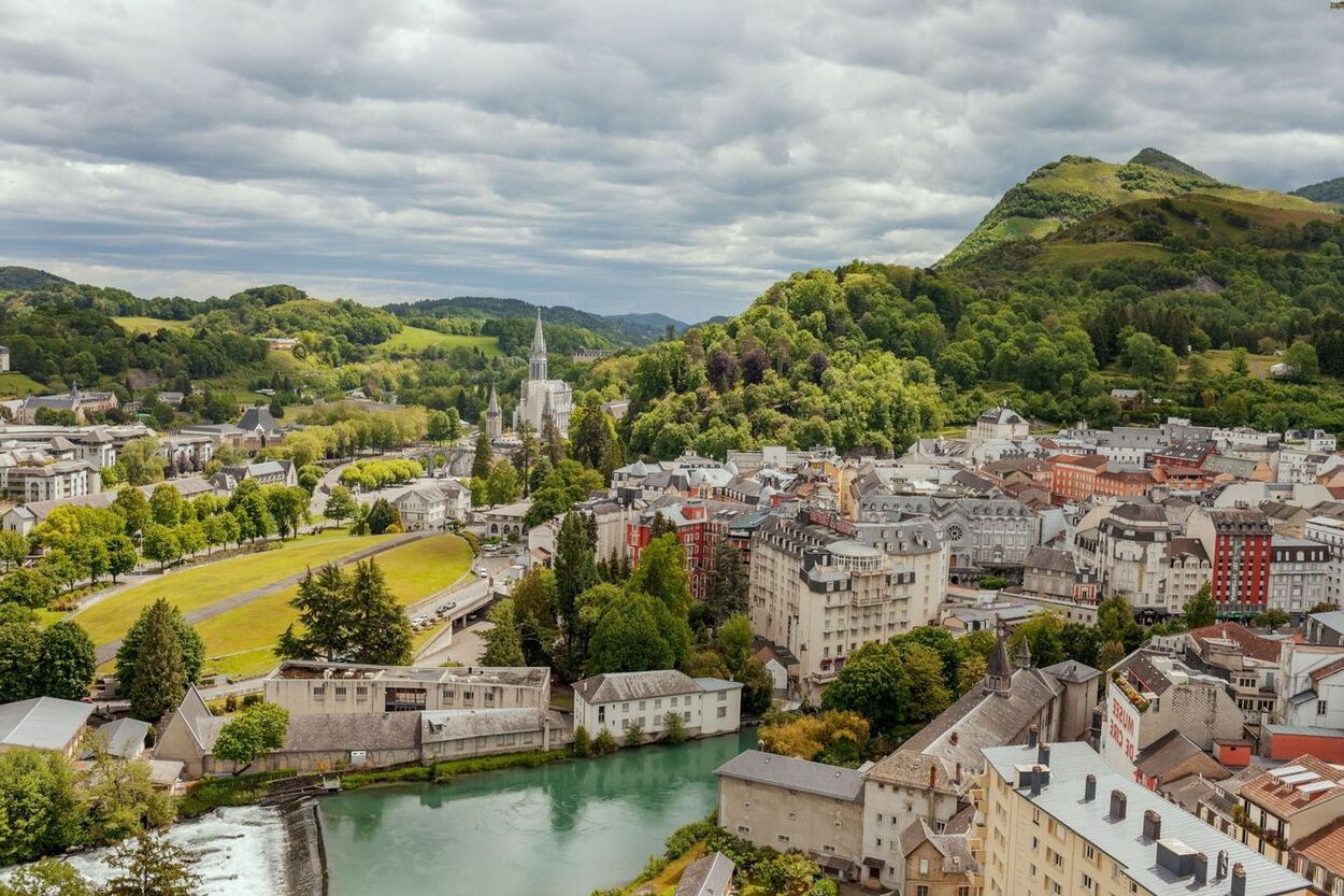 40 Facts About Our Lady Of Lourdes - Facts.net