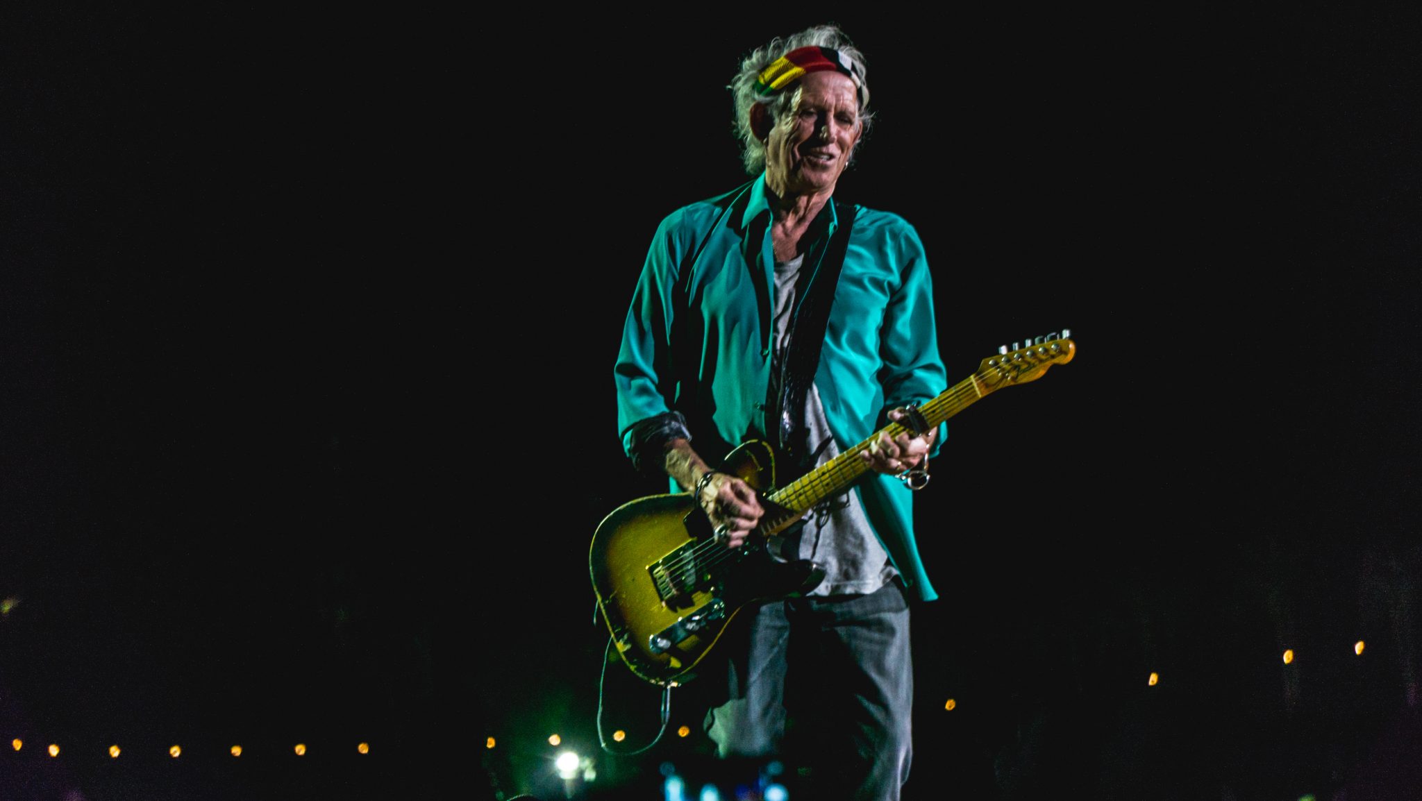 Top 20 Guitarists of All Time - Facts.net