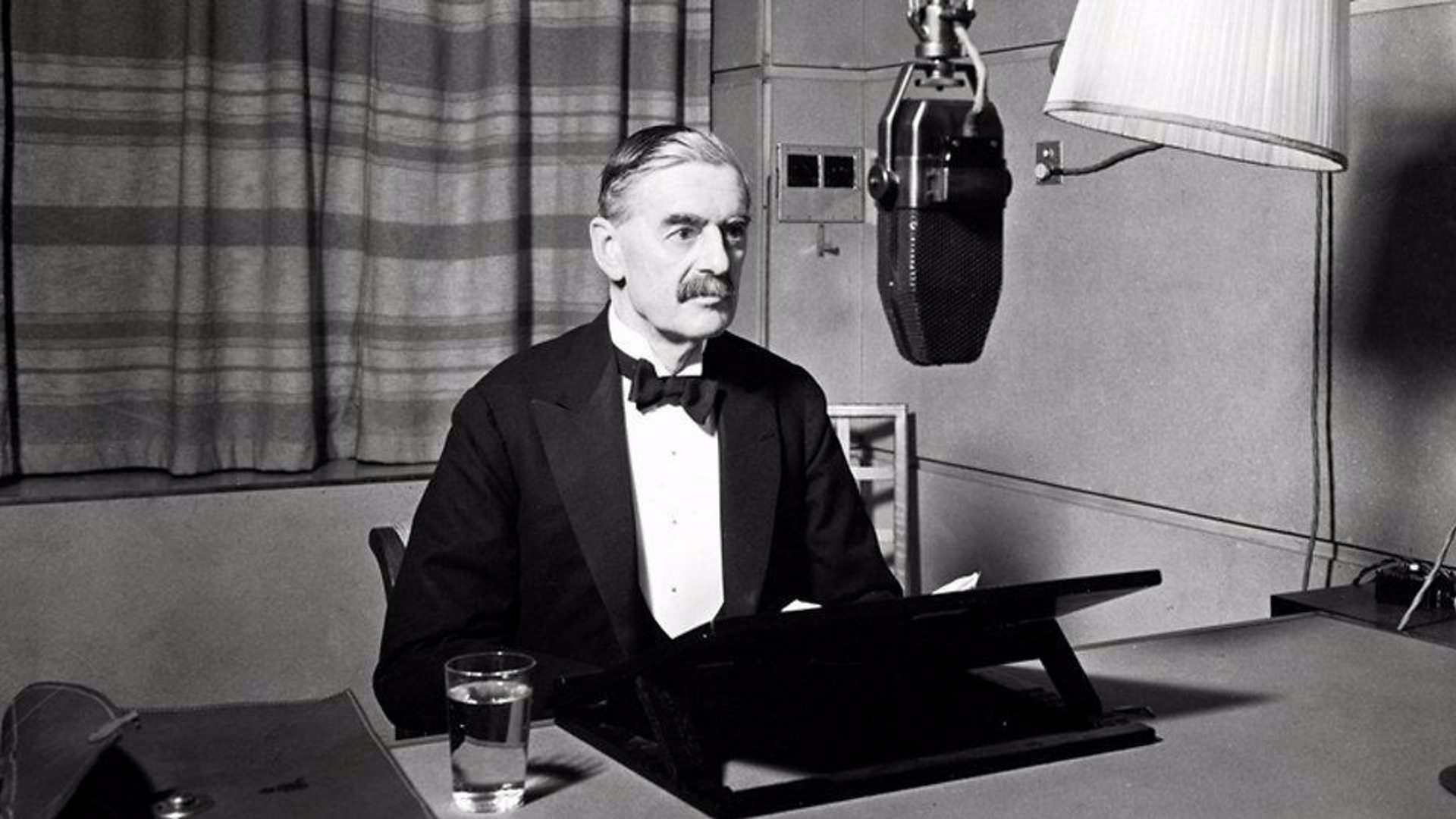 13-facts-about-neville-chamberlain
