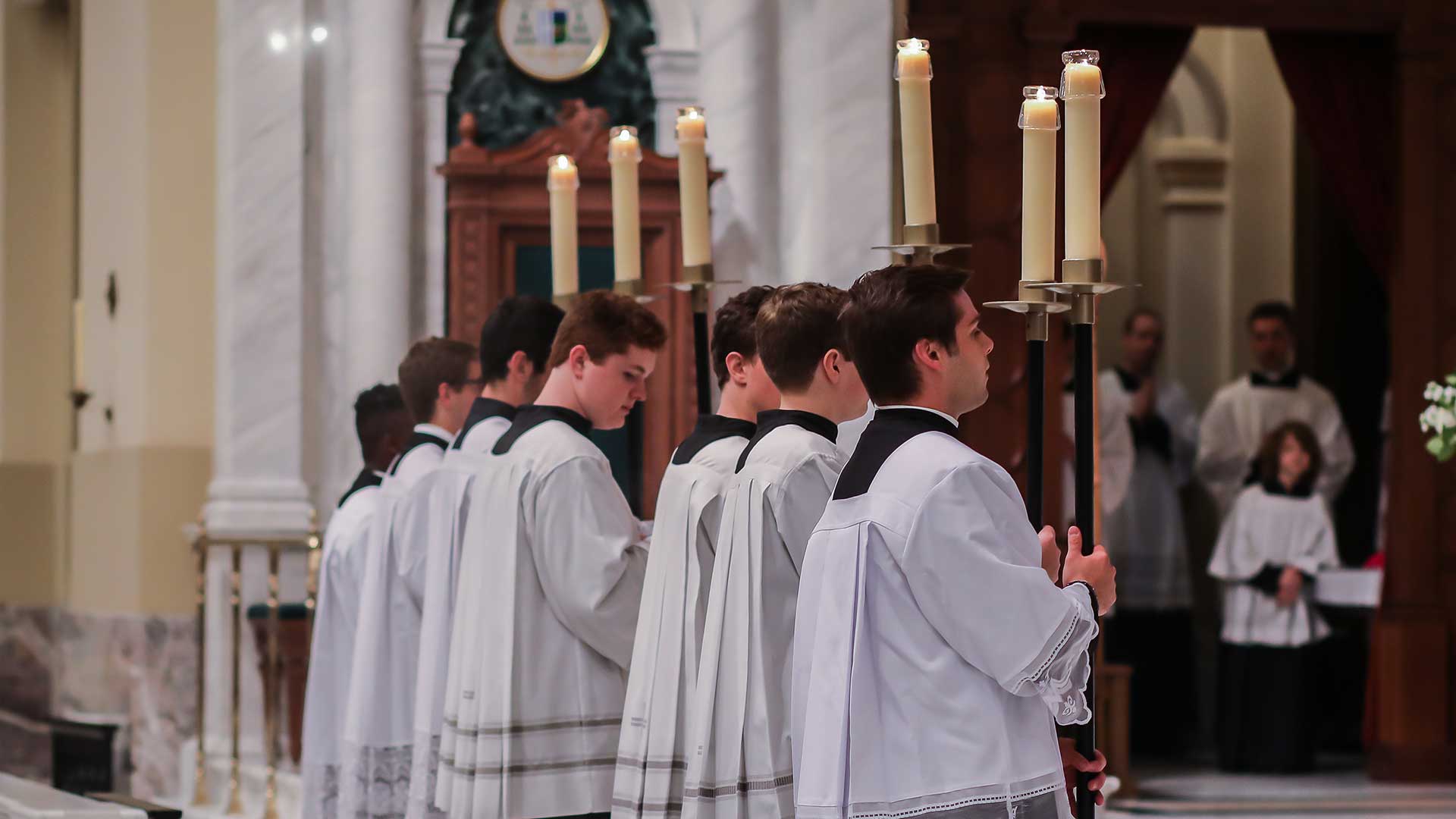 20-facts-about-altar-server