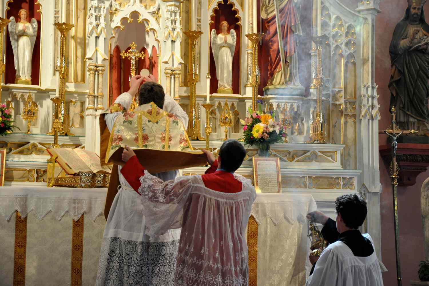 20-facts-about-latin-mass