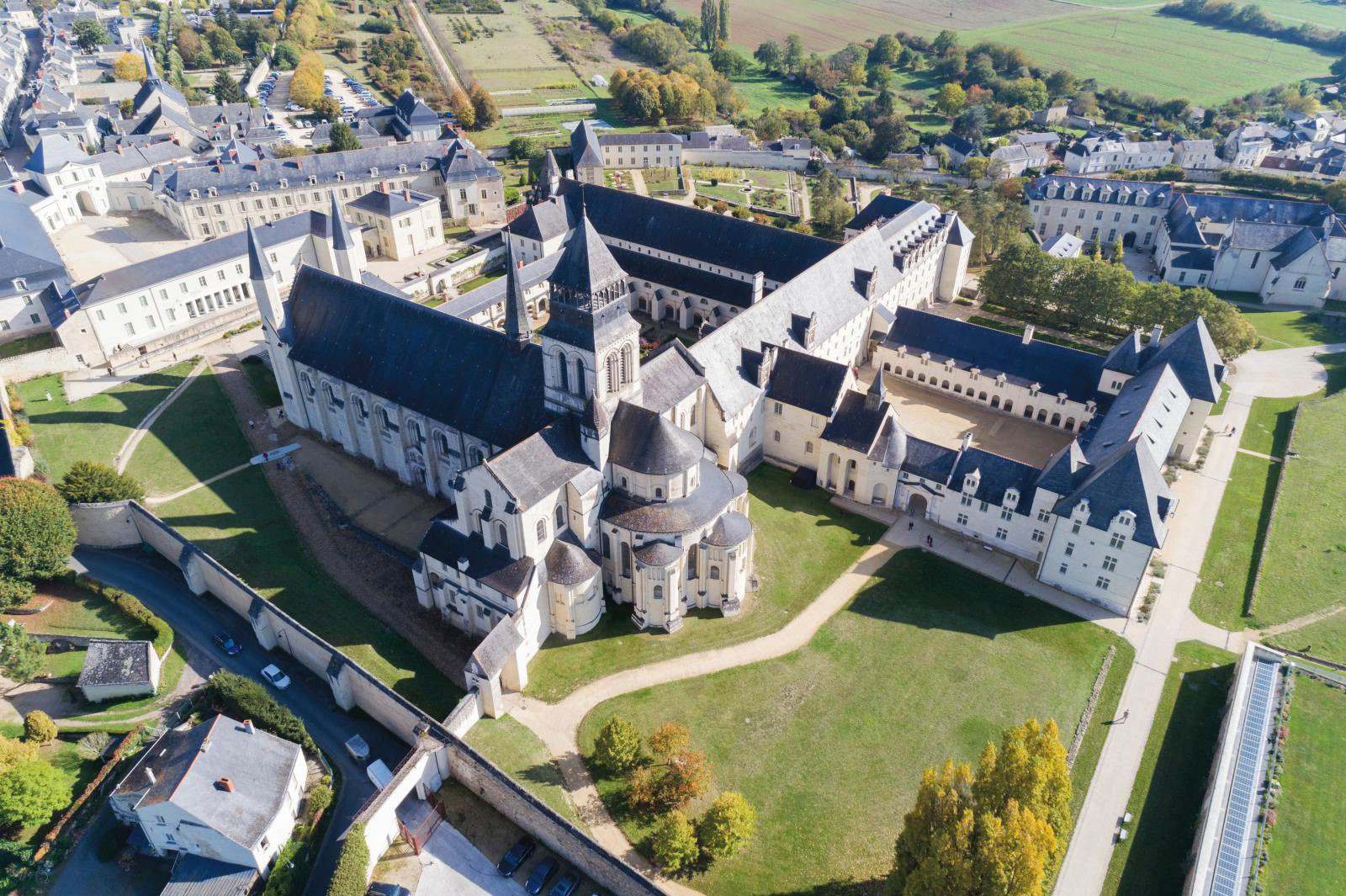 23-facts-about-fontevraud-abbey